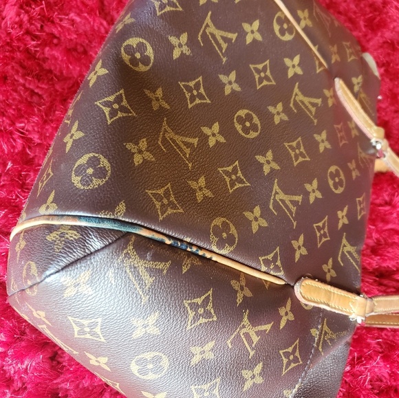 Louis Vuitton Totally PM --Pending local PU - Picture 4 of 8